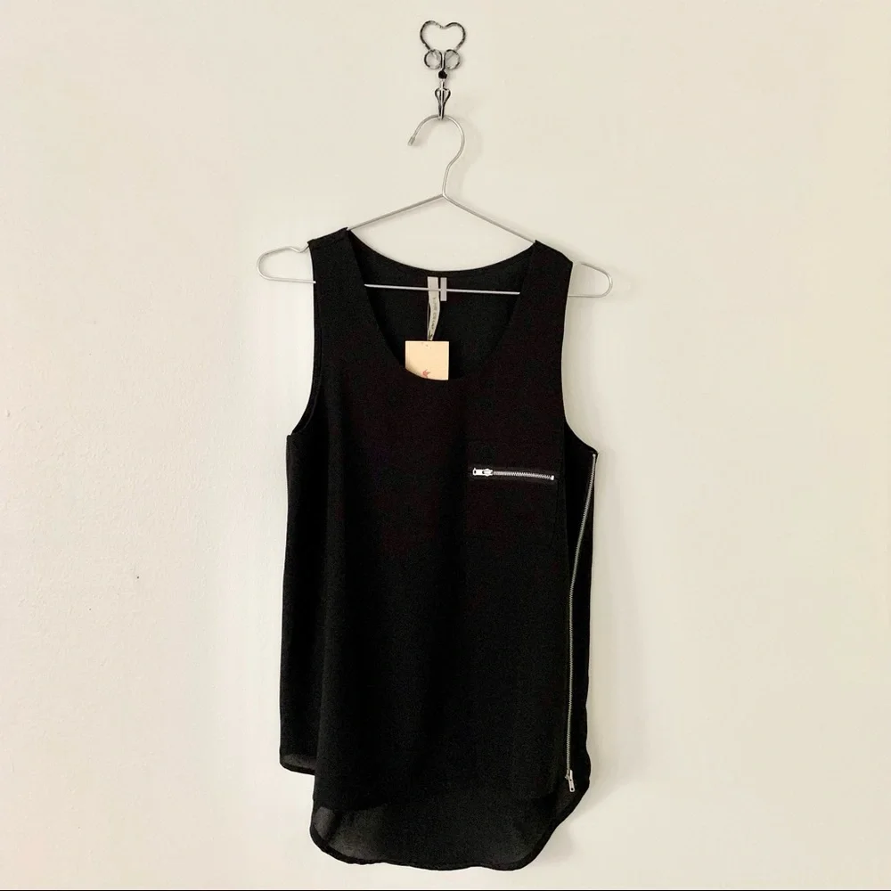 | madison black zipper side sleeveless blouse | - Picture 1 of 10